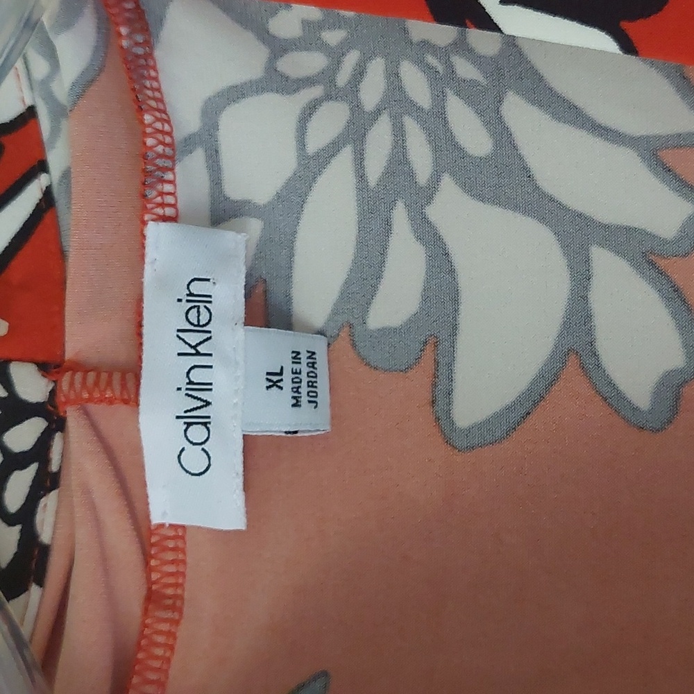 Calvin Klein Top - Picture 3 of 3